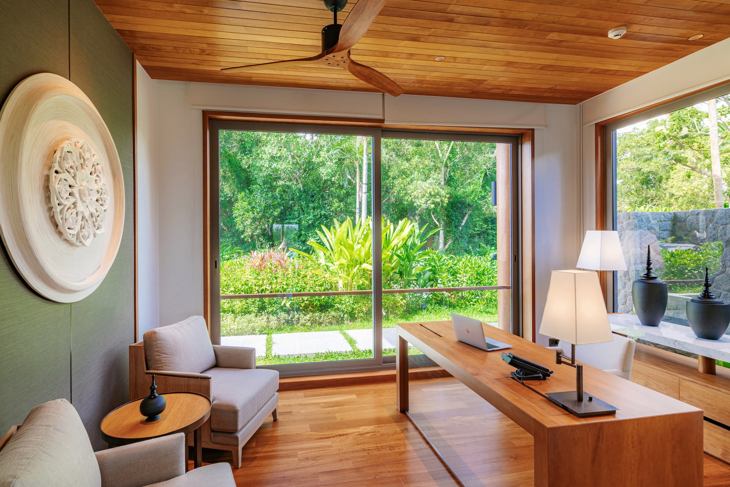 Aquella 4-bedroom Lake Front Villa