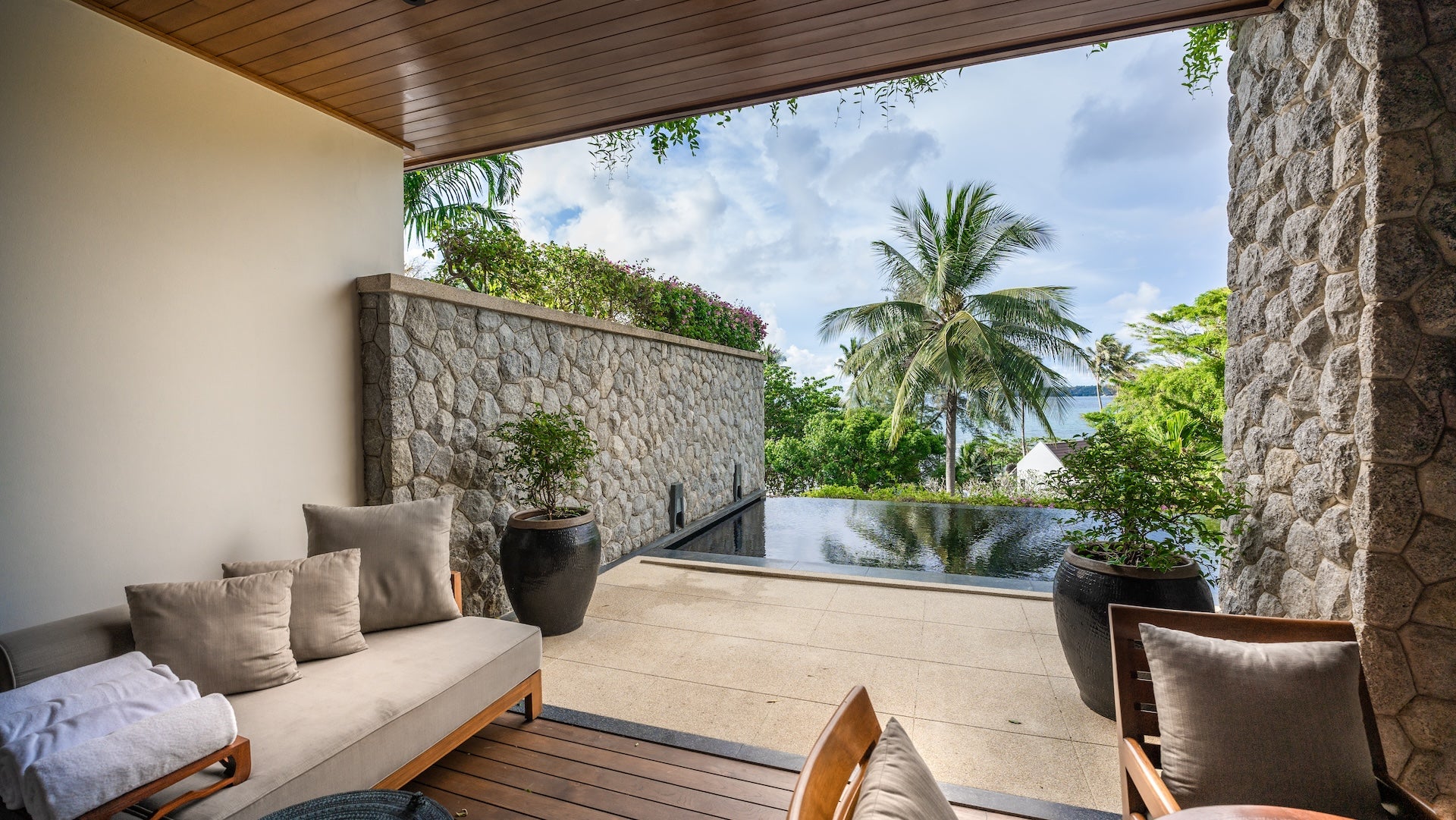 2-Bedroom Pool Suite