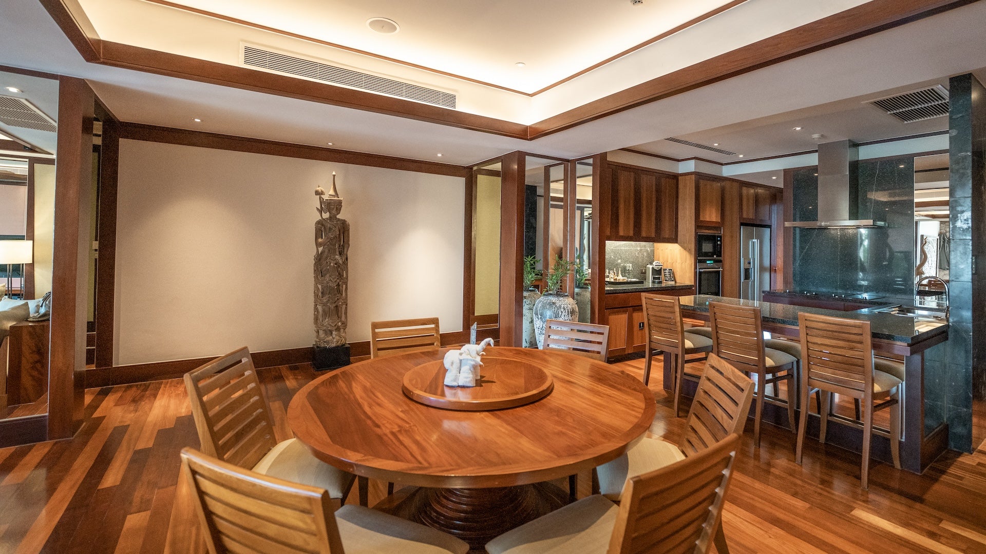 2-Bedroom Pool Suite