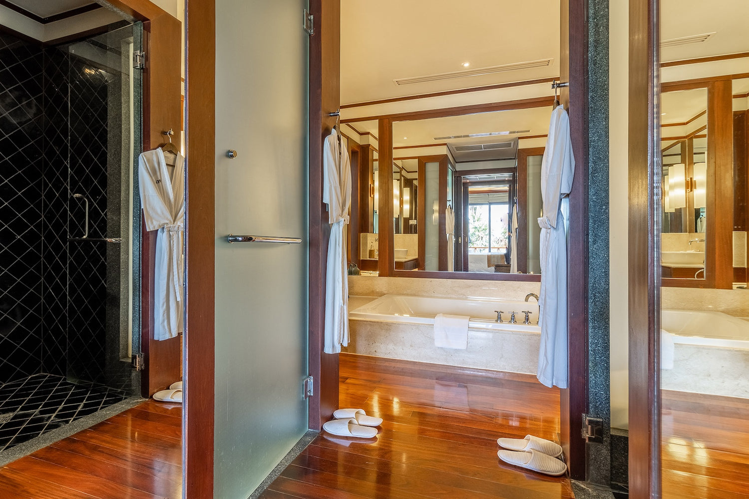 2-Bedroom Pool Suite