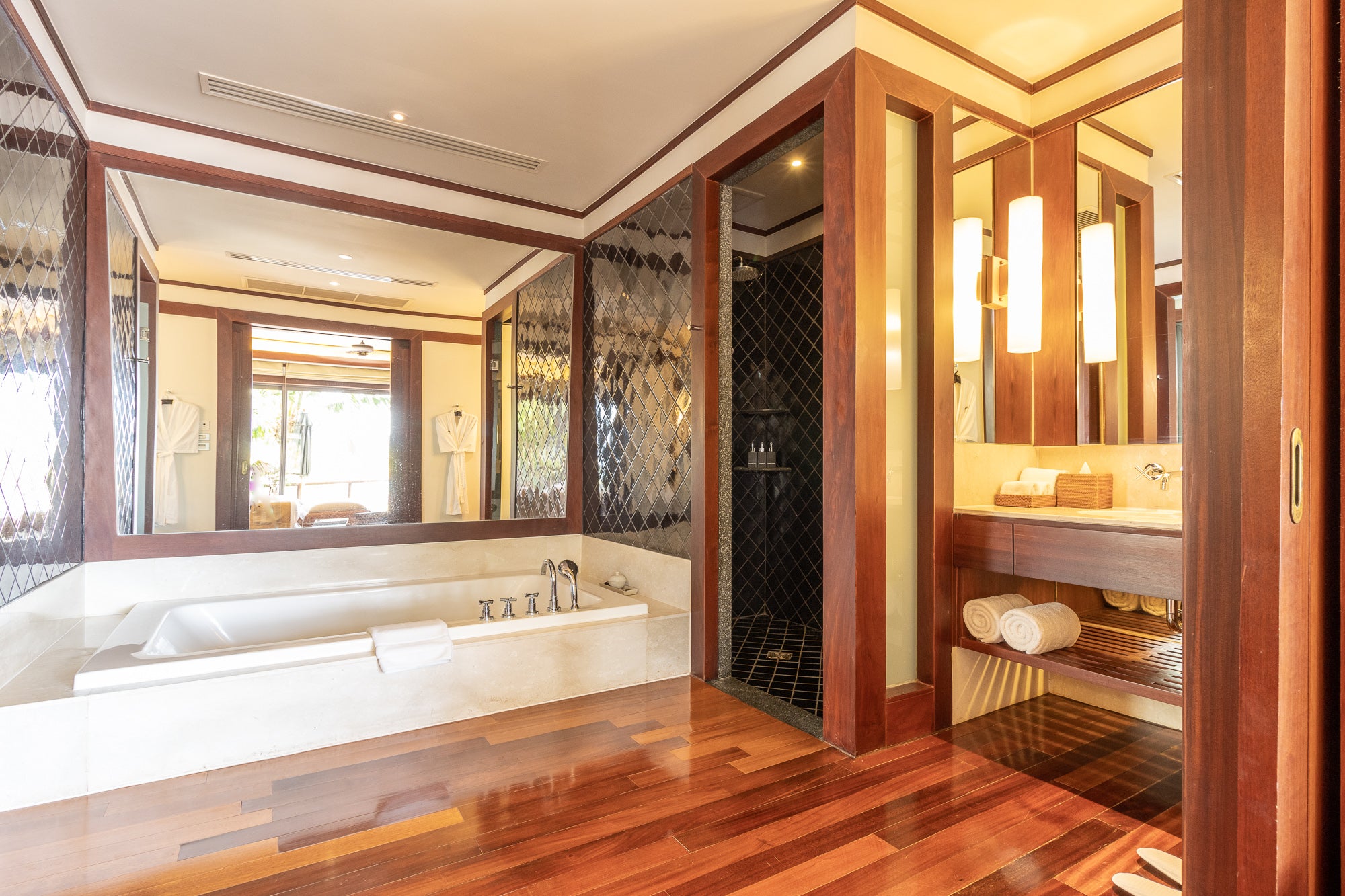 3-Bedroom Pool Suite