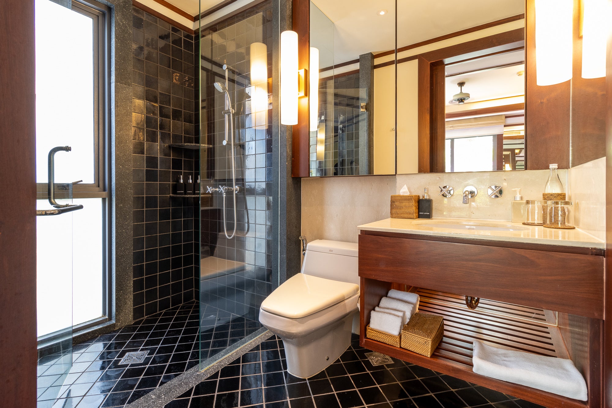 3-Bedroom Pool Suite