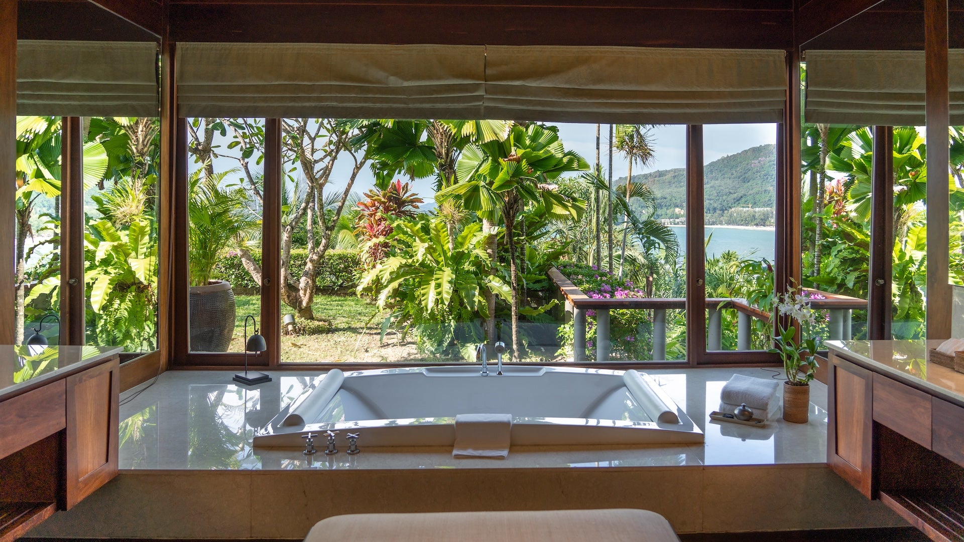 4-Bedroom Sea View Pool Villa