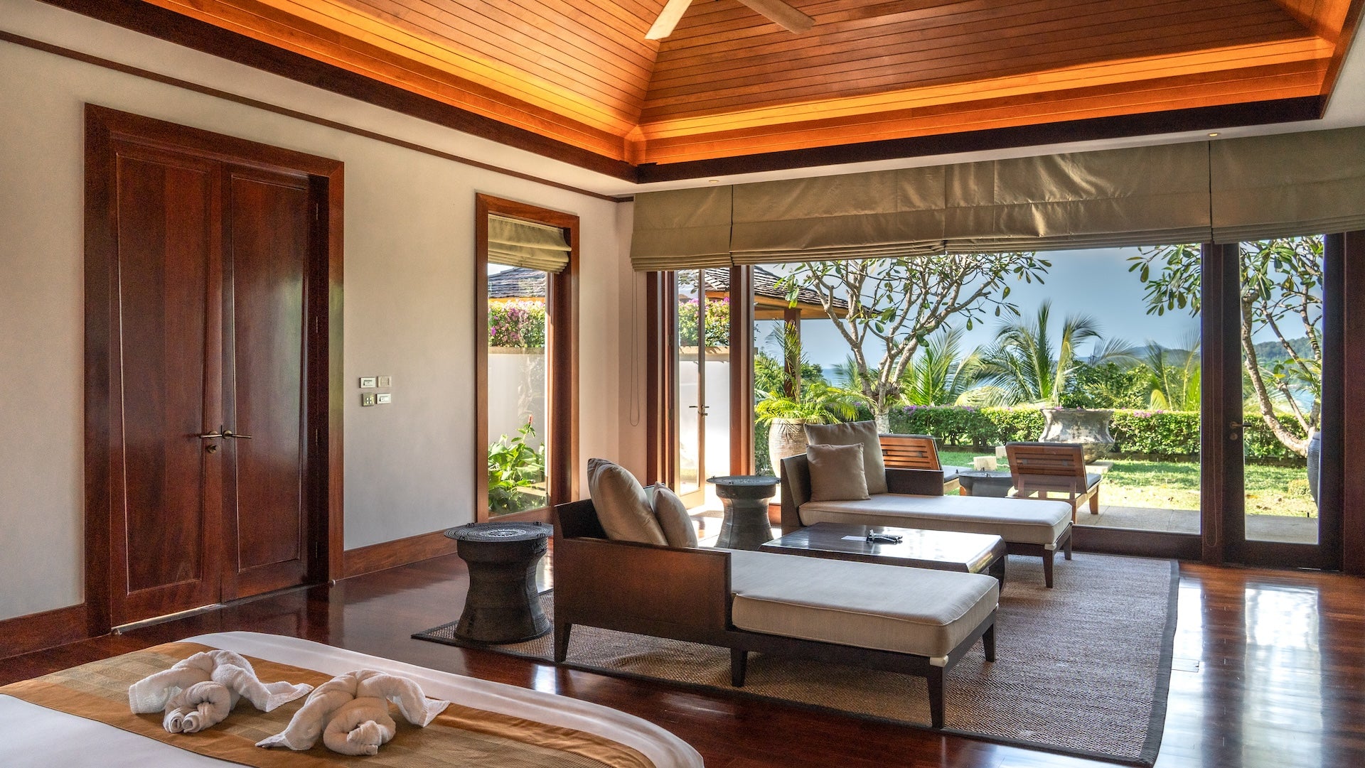 4-Bedroom Sea View Pool Villa